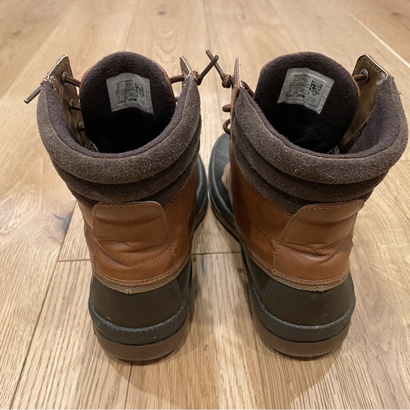 Perry Cold Bay Boot (barely worn) - Picture 2 of 7